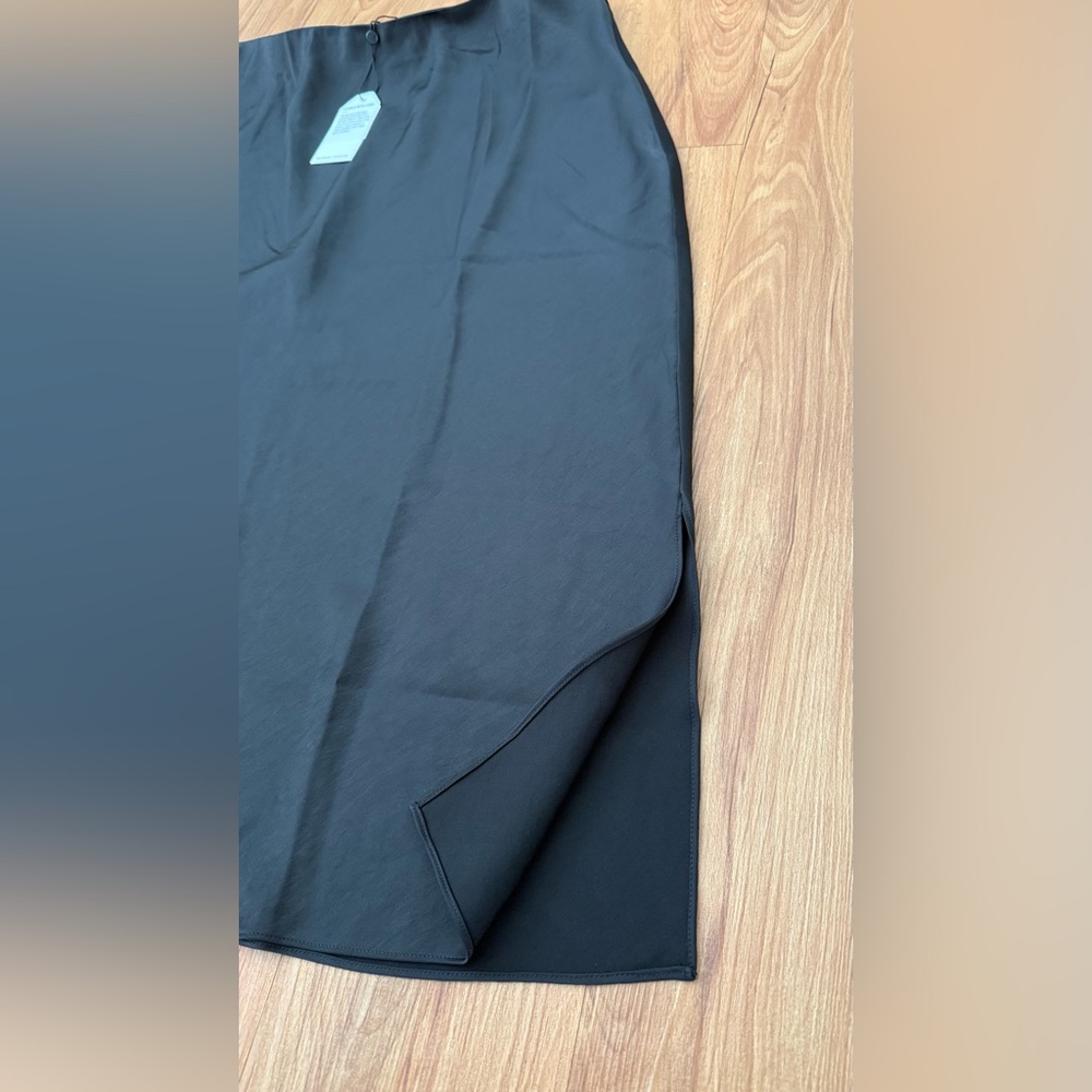 Universal Standard Black Midi Skirt-New with tags* - Picture 2 of 5